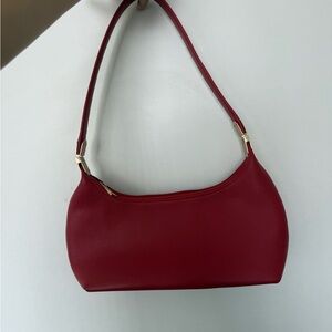 Classic Red Leather Shoulder Bag - Elegant Women